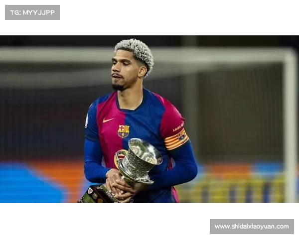 巴萨惨案阿劳霍送点莱万失点防线崩溃5射正丢4球全队成背锅侠